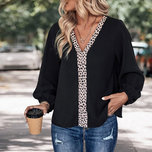 Casual blouse for women with elegant V-neck and stylish animal pattern Amarae