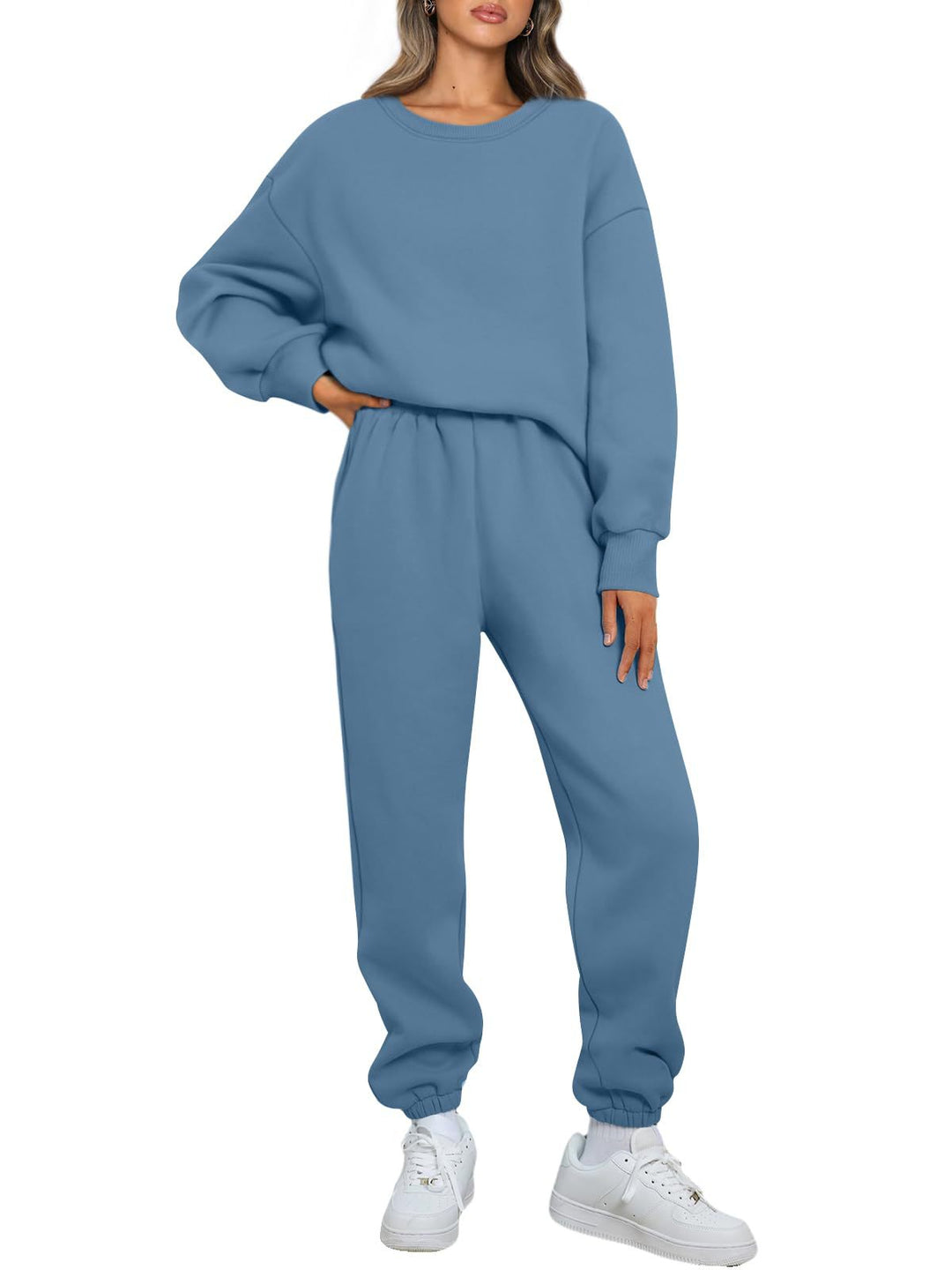 Women's comfortable leisure suit with oversized cut and elastic waistband Chic & Stil