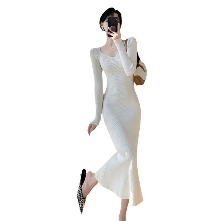 Robe tricotée pour femmes avec un décolleté en V flatteur et un élégant mouvement Chic & Stil