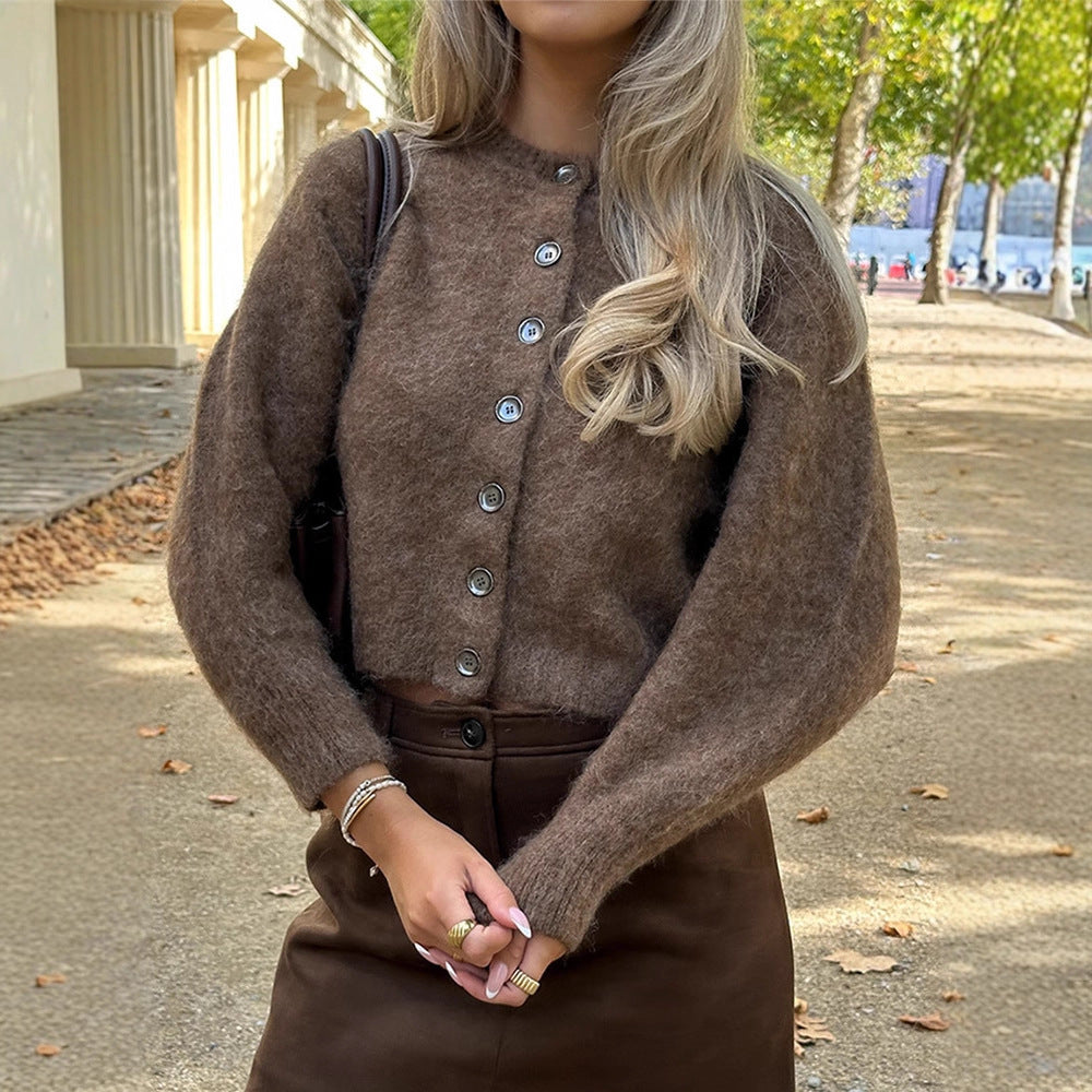 Women Fluffy Cropped Cardigan made of Mohair Mix with Pearl Button Placket Amarae