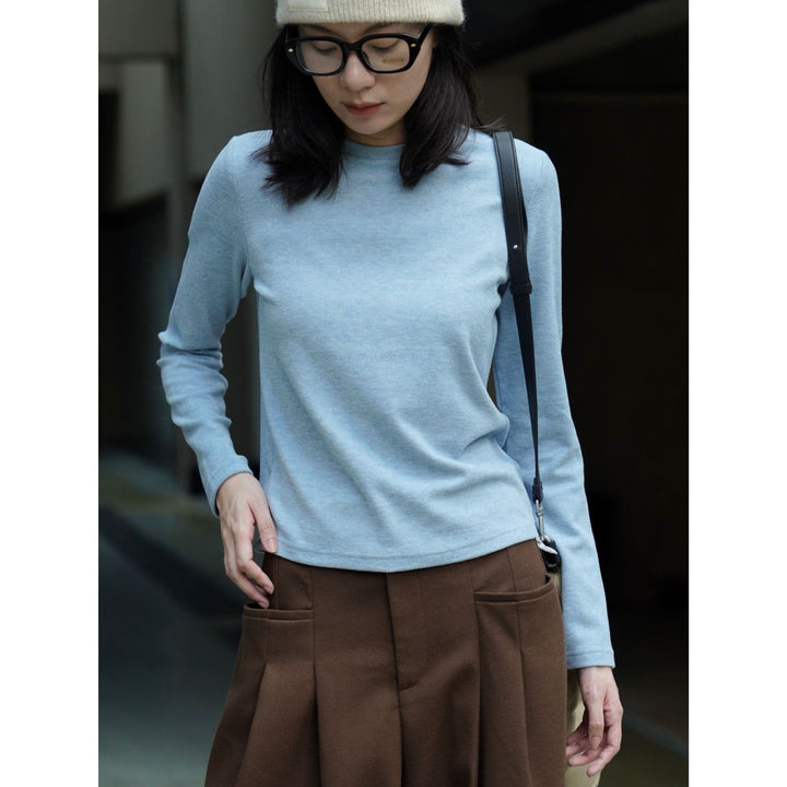 Women's fine round neck sweater made of cotton blend with slightly tailored silhouette Amarae