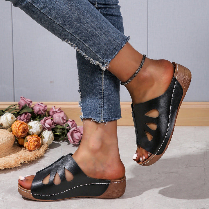 Wedge sandals for women with trendy cut-outs and non-slip sole Lune London
