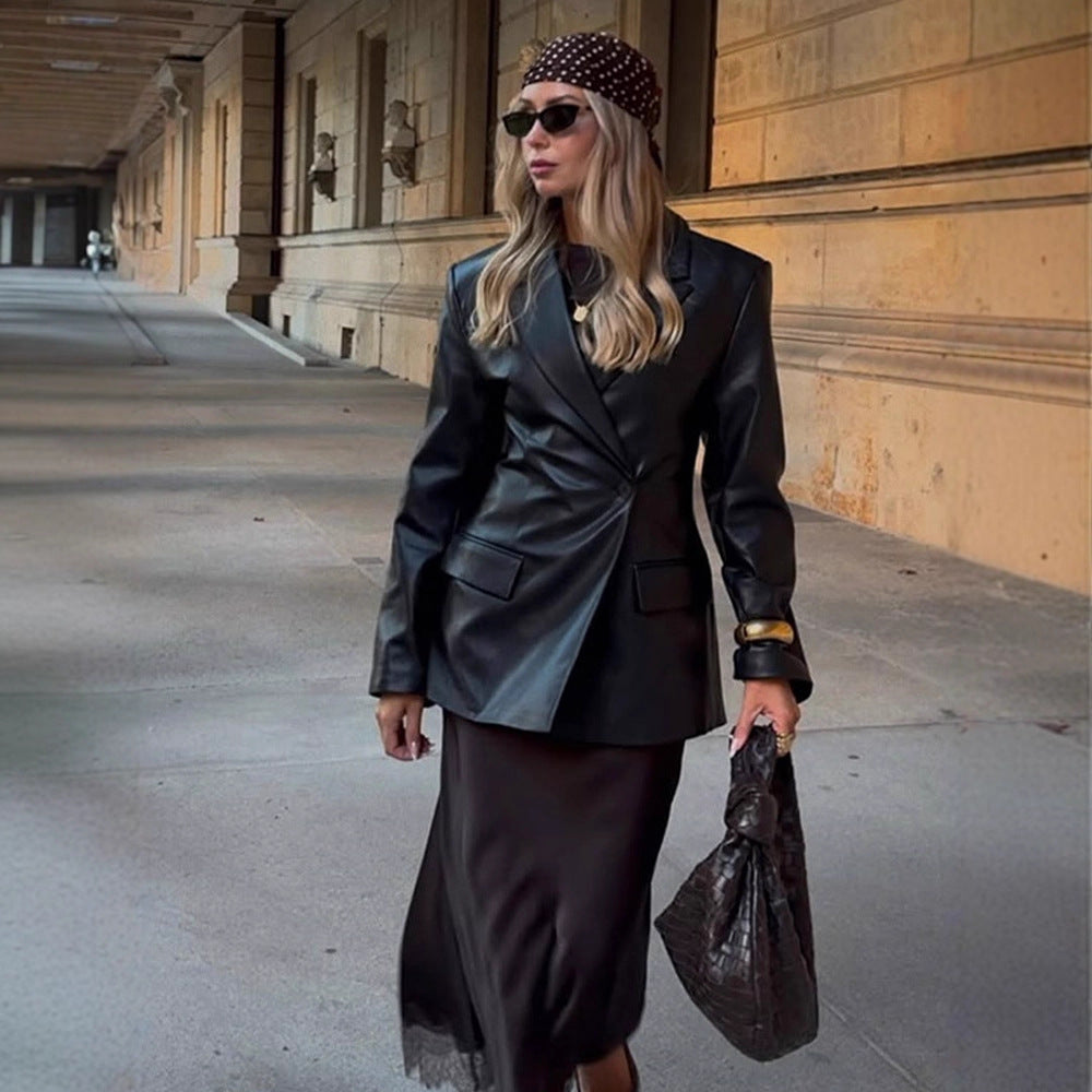 Women's Tailored Long Blazer in Leather Look with Shoulder Pads and Flap Pockets Amarae