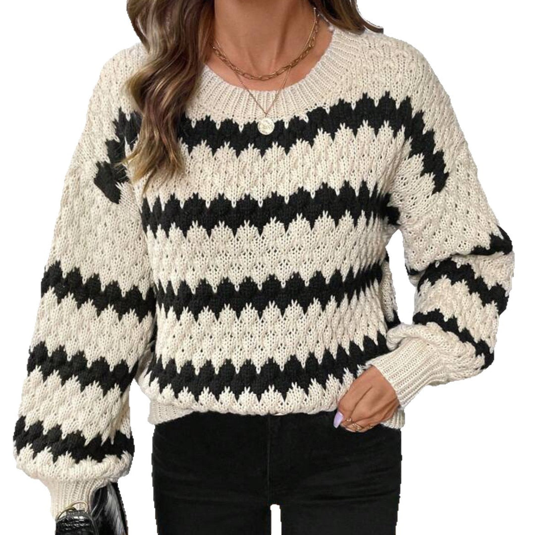 Thick knit sweater for women with geometric pattern and voluminous sleeves Lune London