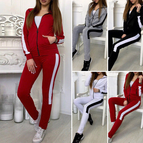 Ensemble de sport pour femmes avec des bandes contrastées élégantes et un col haut Chic & Stil