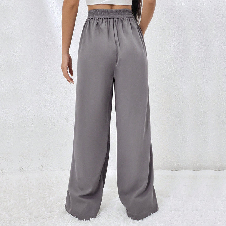 Chic & Stil Elegant wide-legged pants for women with high waist and pleats