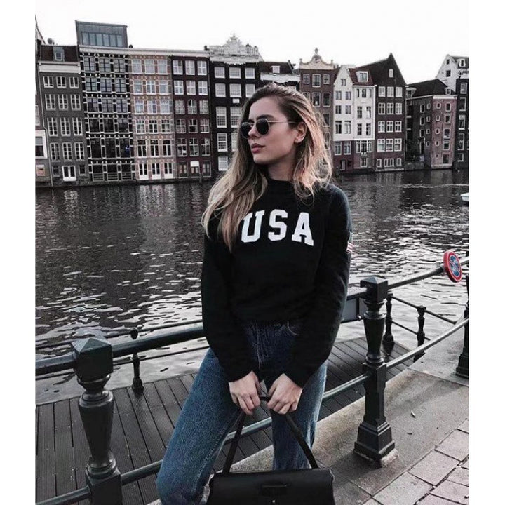 Oversized sweatshirt for women with creative print Lune London