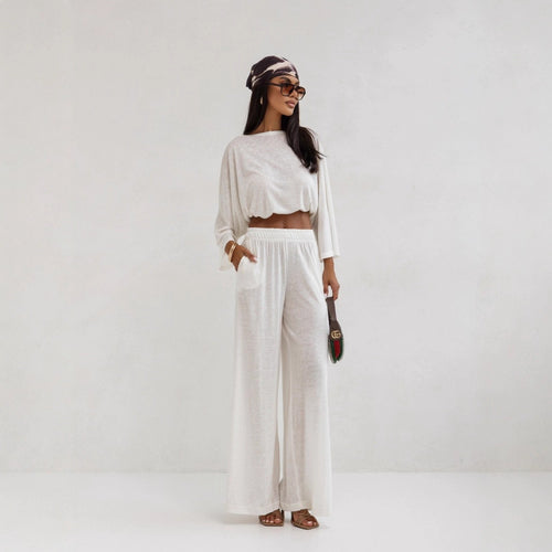 Casual lounge set for women with a loose fit and comfortable fabric Amarae