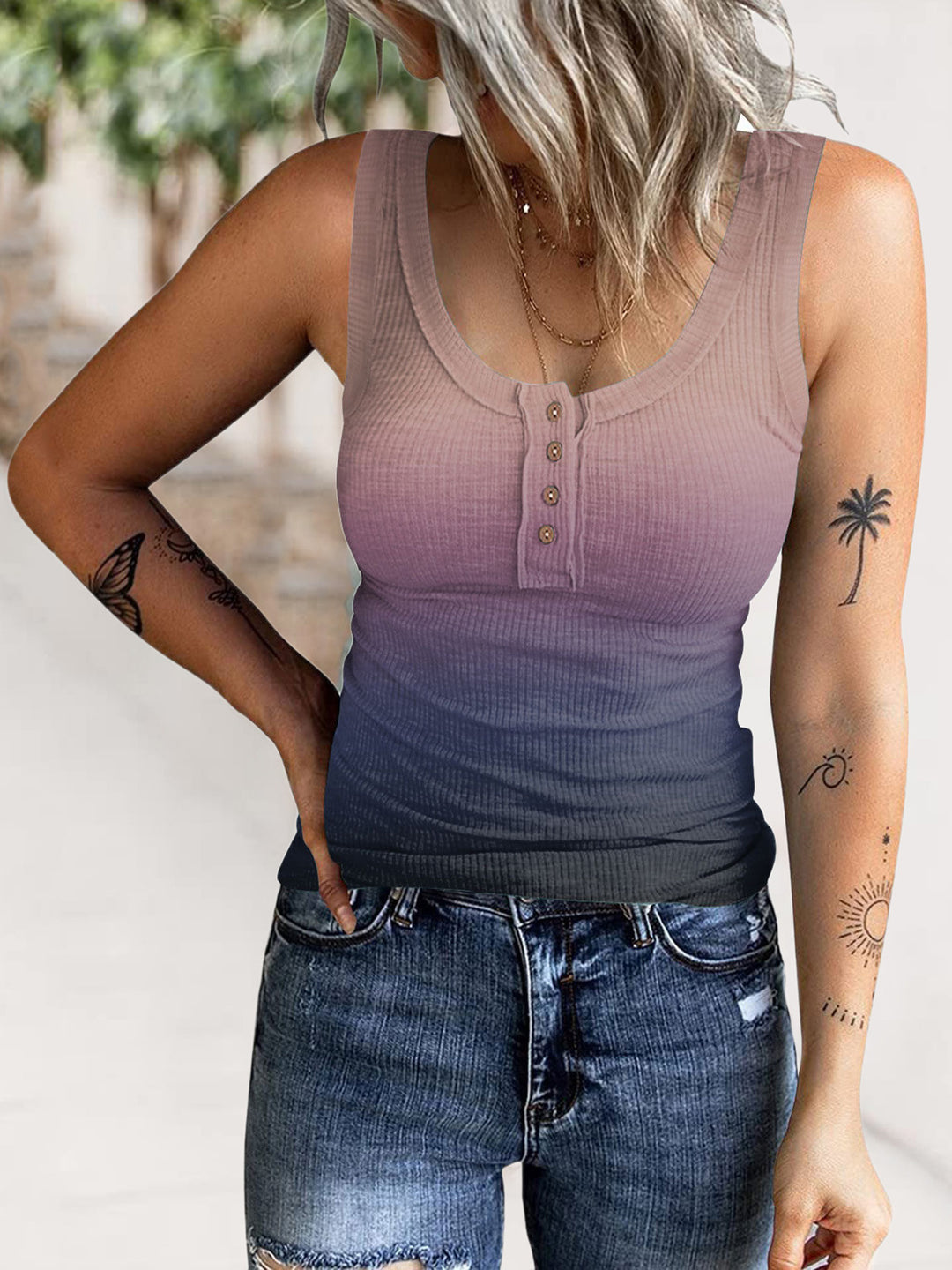 Ladies Comfortable Tank Top with Button Placket and Ribbed Structure Lune London