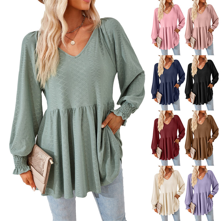 Casual V-neck shirt for women with ruffles and pockets Lune London