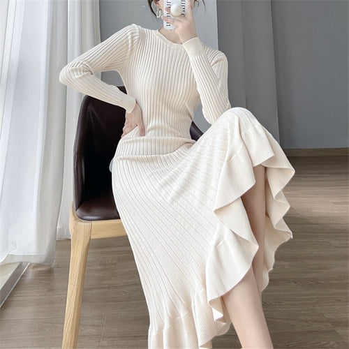 Knit dress for women with an elegant ribbed structure and a fluid hem Amarae