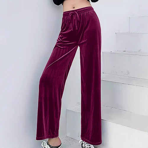 Soft and casual lounge pants in velvet for ladies Amarae