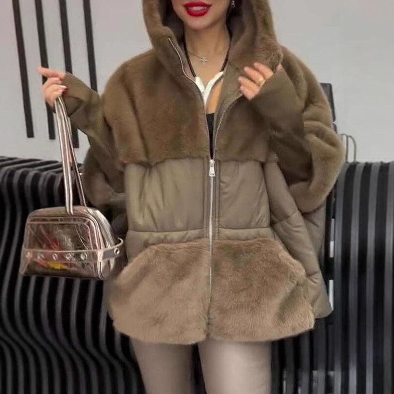 Mode femme veste matelassée avec garniture en fourrure luxueuse Chic & Stil