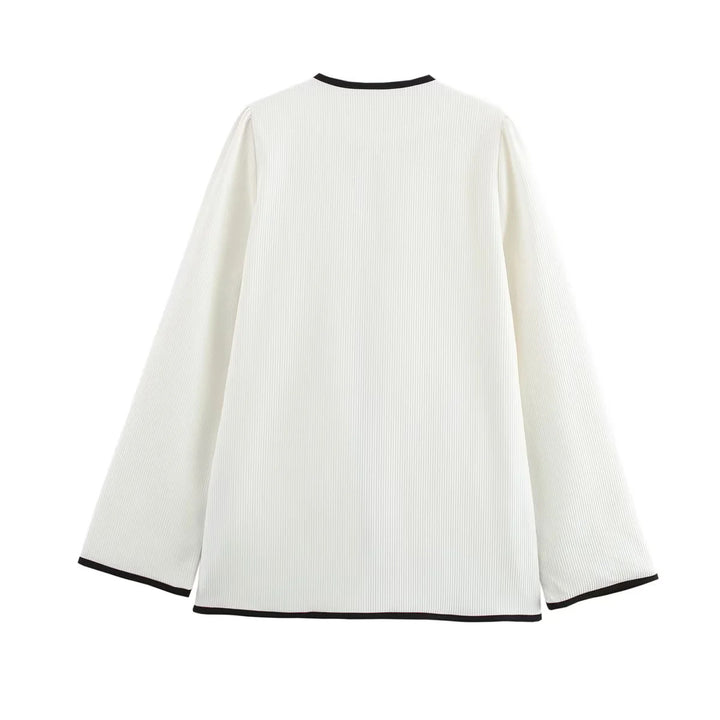 Casual work jacket for women with practical button detail and trendy pockets Lune London