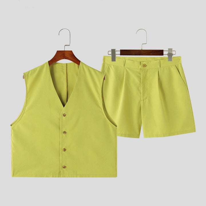 Elegant sleeveless set for women with chic shorts and style