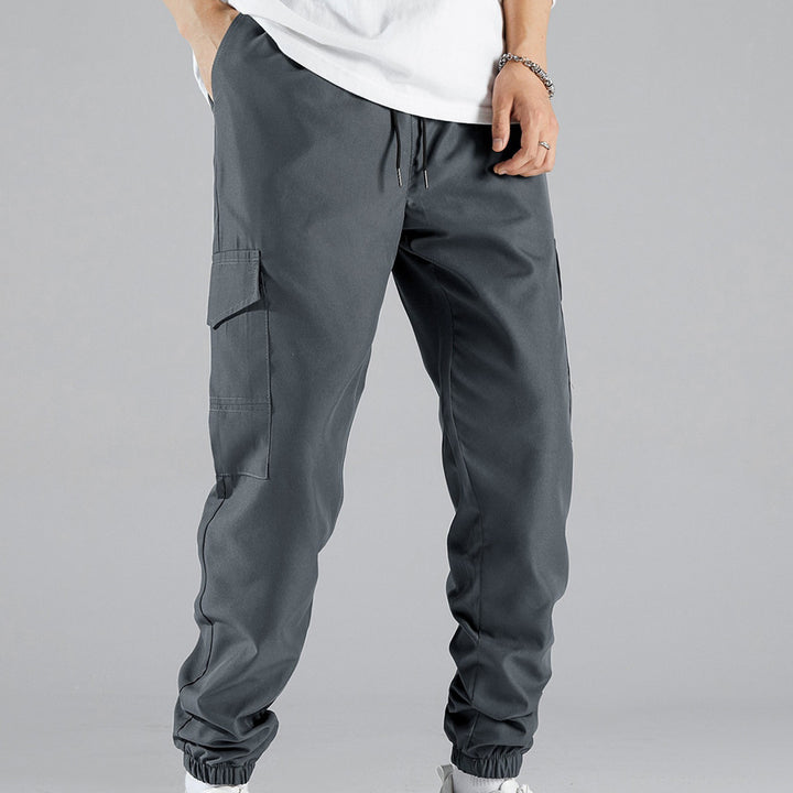 Men's cargo training pants with convenient side pockets and elastic waistband Lune London
