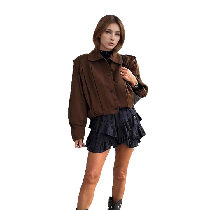 Ladies short boxy jacket with shoulder patches, boxy silhouette and buttoned front Amarae