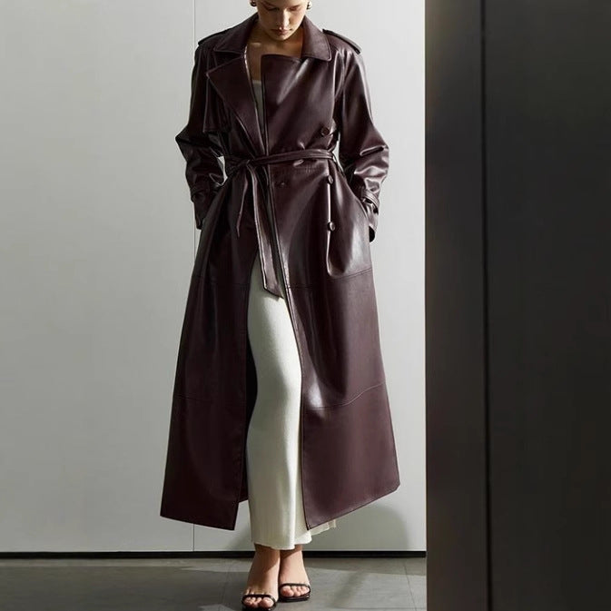 Elegant trench coat in faux leather for women with adjustable belt and practical pockets Lune London