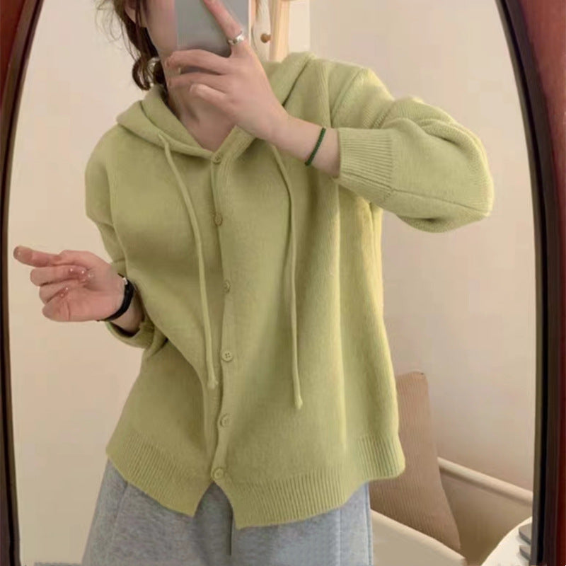 Cardigan pour femmes confortable avec capuche et fermeture à boutons Chic & Stil
