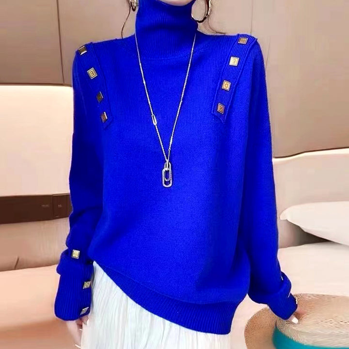 Pull à col roulé pour femmes avec détails de boutons décoratifs Chic & Stil
