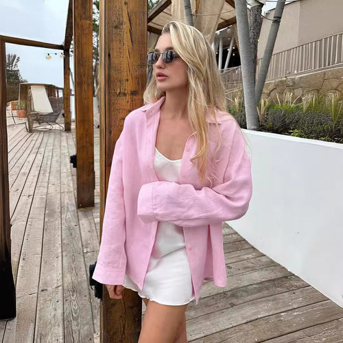 Chic und Stil | Women's linen shirt with a casual cut and oversized sleeves