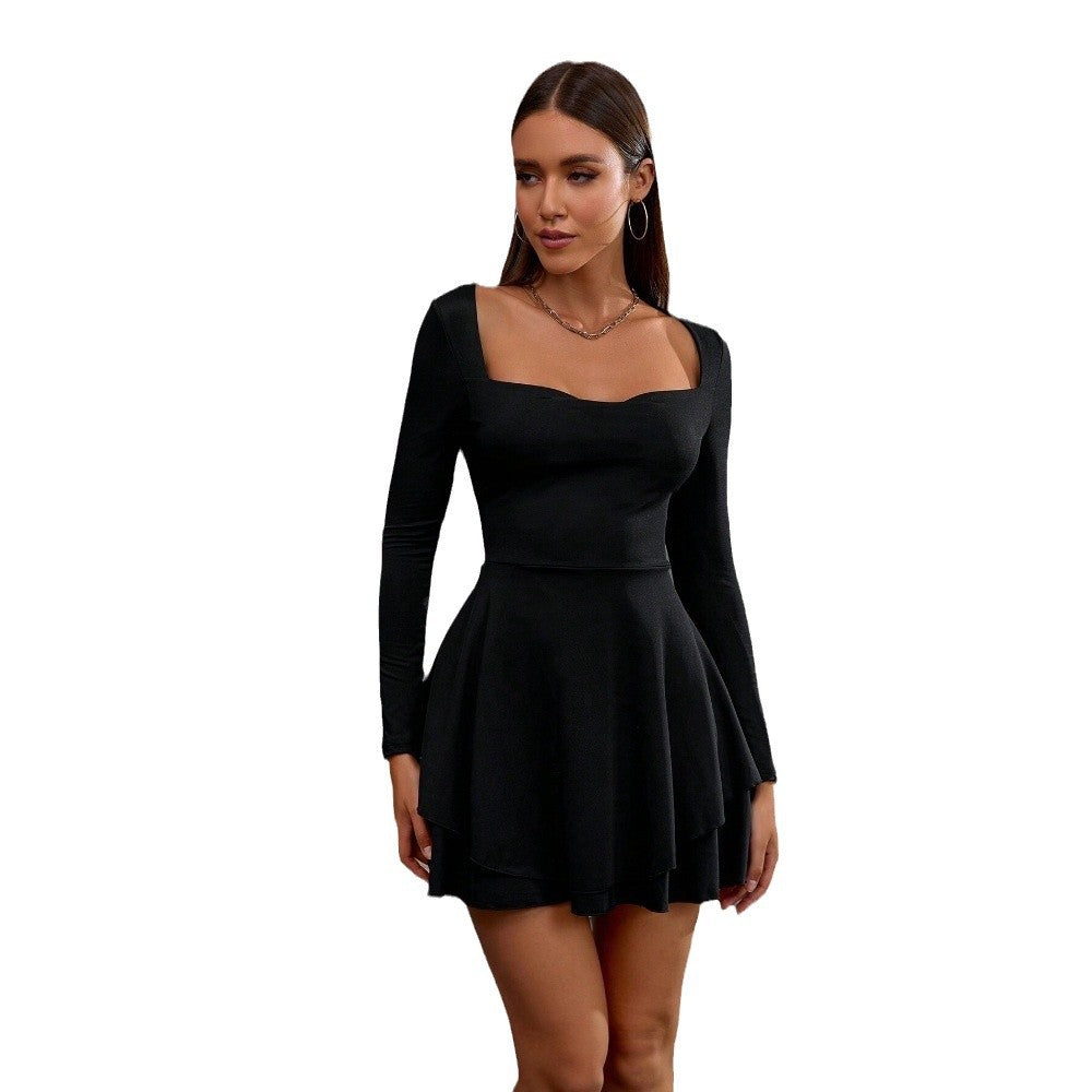 Robe patineuse pour femmes avec encolure carrée et manches longues Chic & Stil