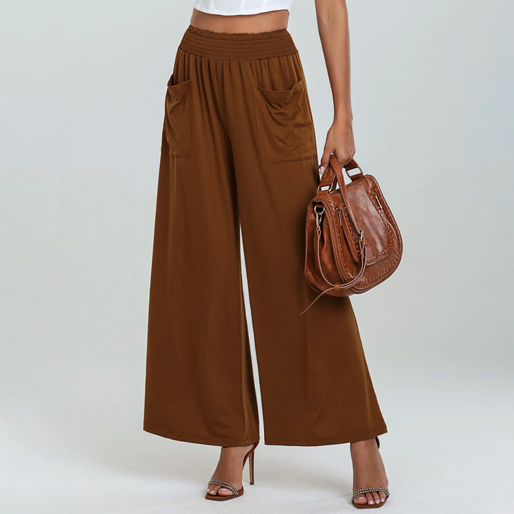 Wide Palazzo pants for women with elastic waistband and practical pockets Lune London