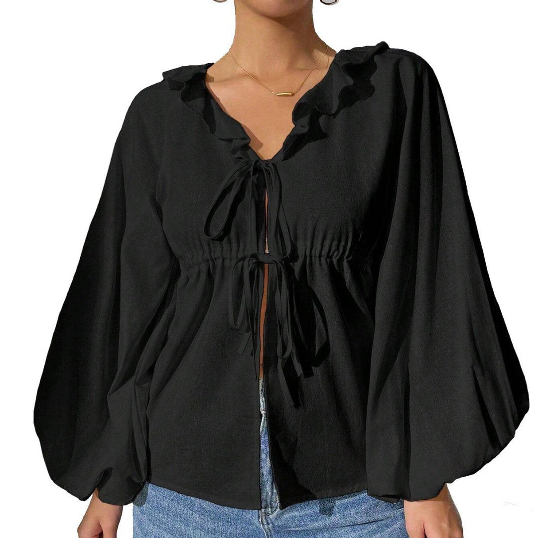 Chemisier style blouse pour femmes avec des manches volumineuses et des détails en volants Chic & Stil