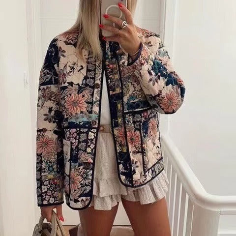 Women's patchwork quilted jacket with floral pattern, straight silhouette and patch pockets Amarae