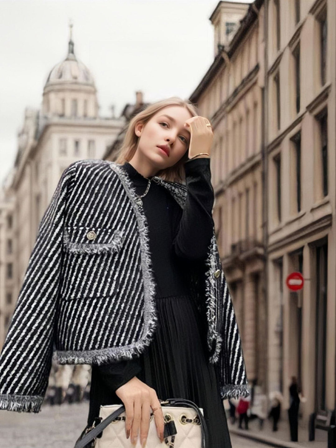 Women’s luxurious cardigan with frayed edges and Moon London button details