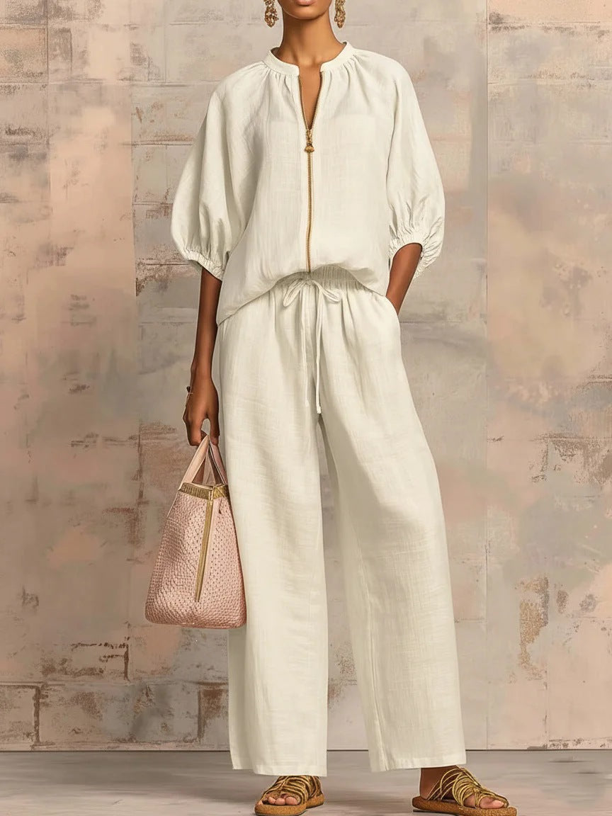 Ladies Airy Two-Piece with Modern Collar and Zipper Lune London
