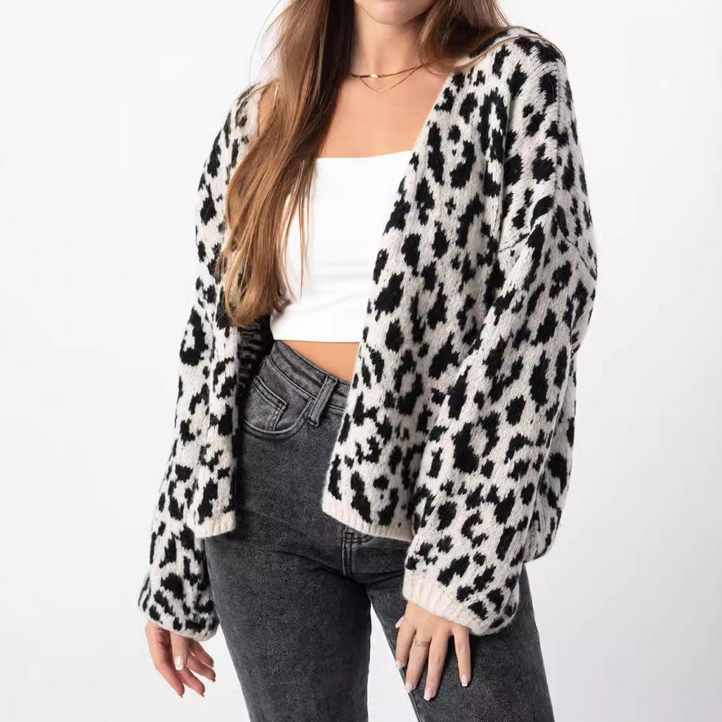 Ladies Chunky Knitted Cardigan with Stylish Leopard Pattern and Comfortable Oversized Details Lune London