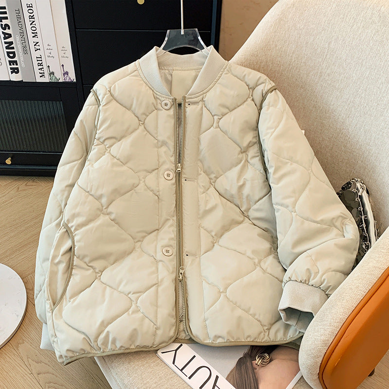 Ladies quilted jacket with zip and practical pockets Amarae