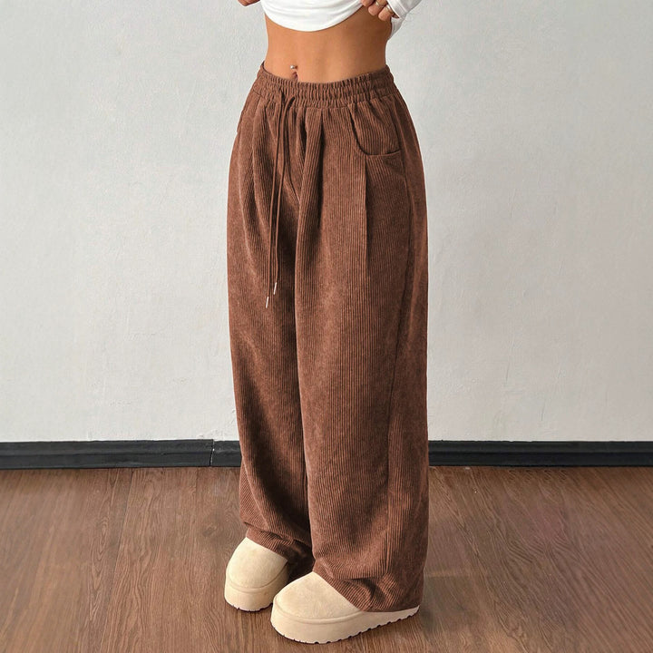 Ladies cord pants with wide leg, elastic waistband and drawstring Amarae