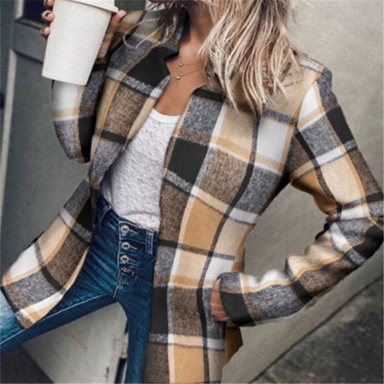 Fashionable knit coat for women Lune London