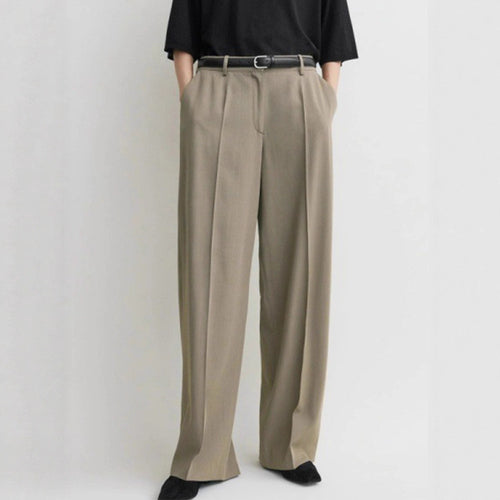 Pantalons élégants pour femmes taille haute avec jambe large et finition de surface stylée Chic & Stil
