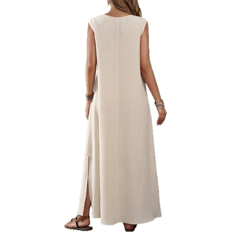 Maxi dress for women with V neckline and side slits Lune London