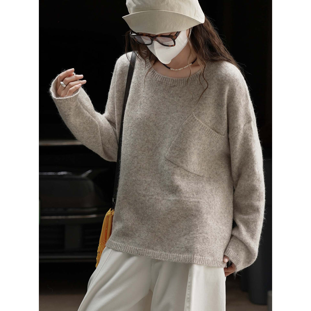 Women's cozy relaxed pullover with diagonally placed pocket Amarae