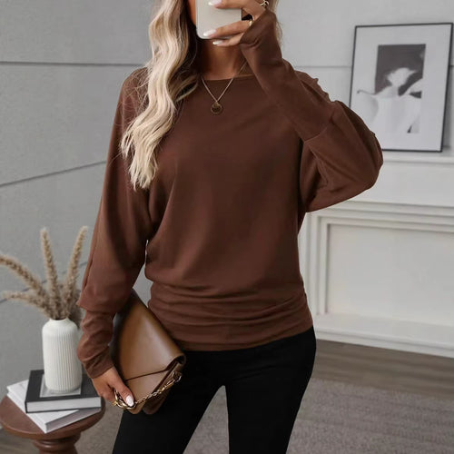Chemise décontractée pour femmes à manches longues avec coupe ample et silhouette élégante Chic & Stil