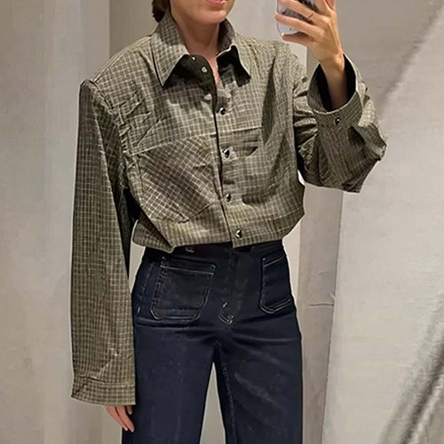 Blouse à carreaux élégante pour femmes avec coupe décontractée Chic & Stil