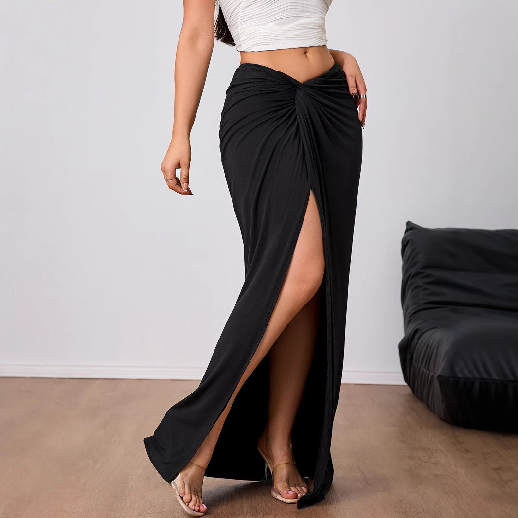 Jupe maxi élégante pour femmes avec drapés raffinés et fente haute Chic & Stil