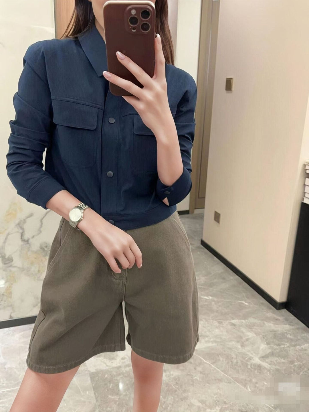 Women's Short Overshirt Jacket made of textured canvas with chest pockets Amarae
