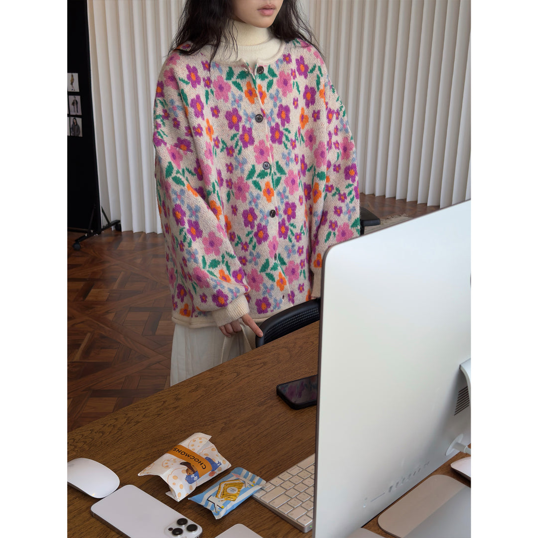 Women's Chunky Knit Button Cardigan in Floral Jacquard with Fluffy Mohair Look Amarae