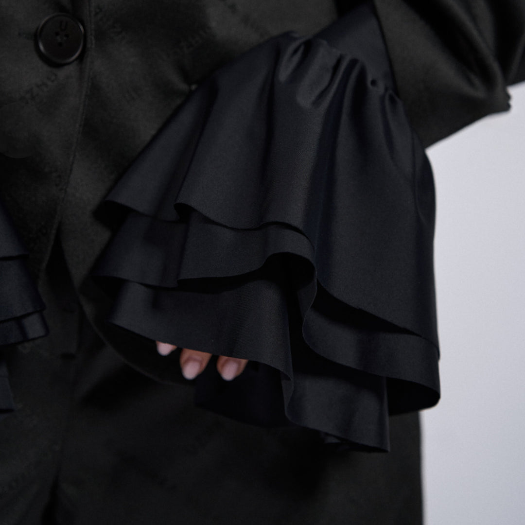 Long sleeve top for women with an open back and voluminous sleeves Lune London