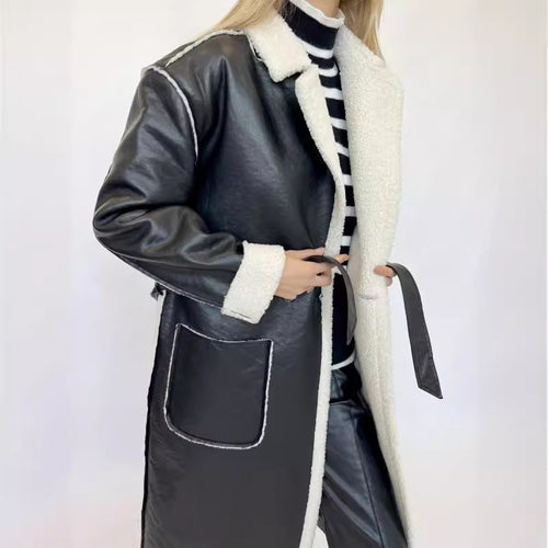 Trendy winter coat for women with teddy lining Amarae