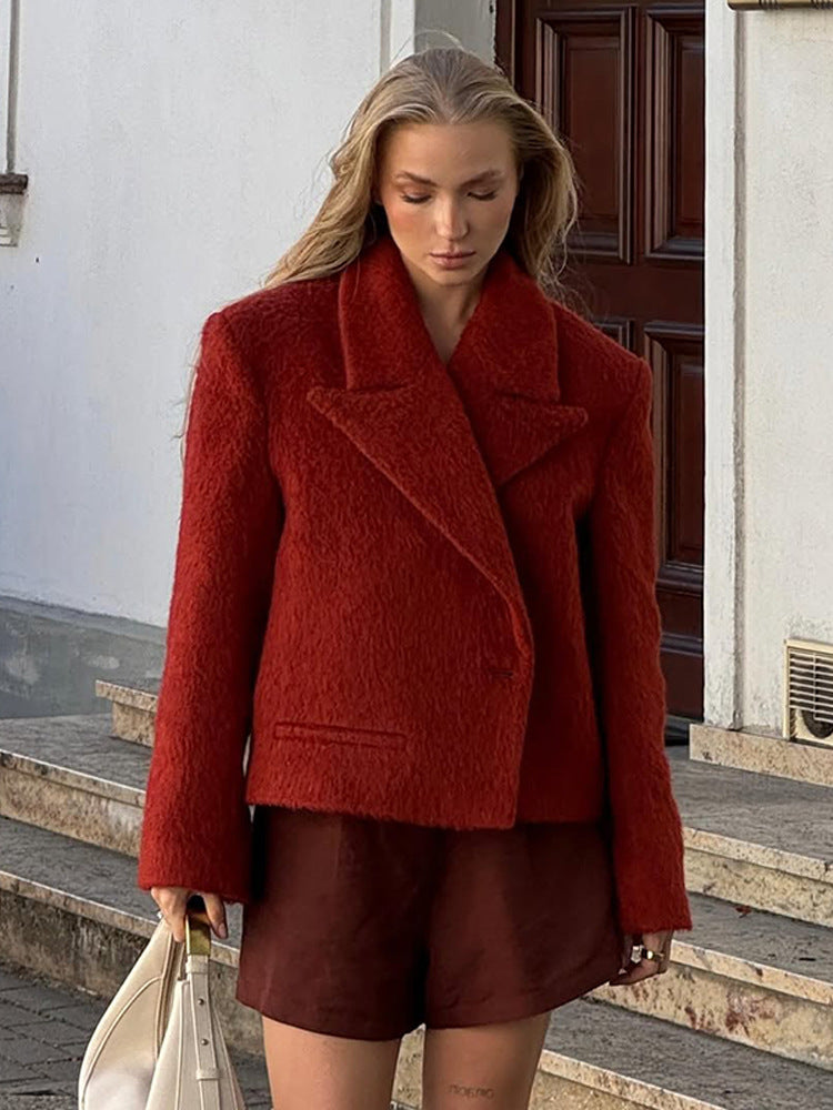 Women's Short Boxy Faux Fur Jacket with Wide Lapels and Textured Fur Look Amarae