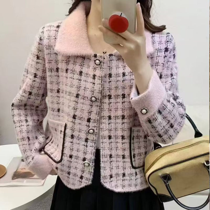 Elegant boucle jacket for ladies with classic check pattern and decorative pockets Lune London