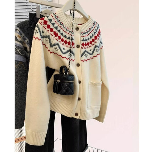 Cardigan pour femmes avec motif traditionnel Chic & Stil