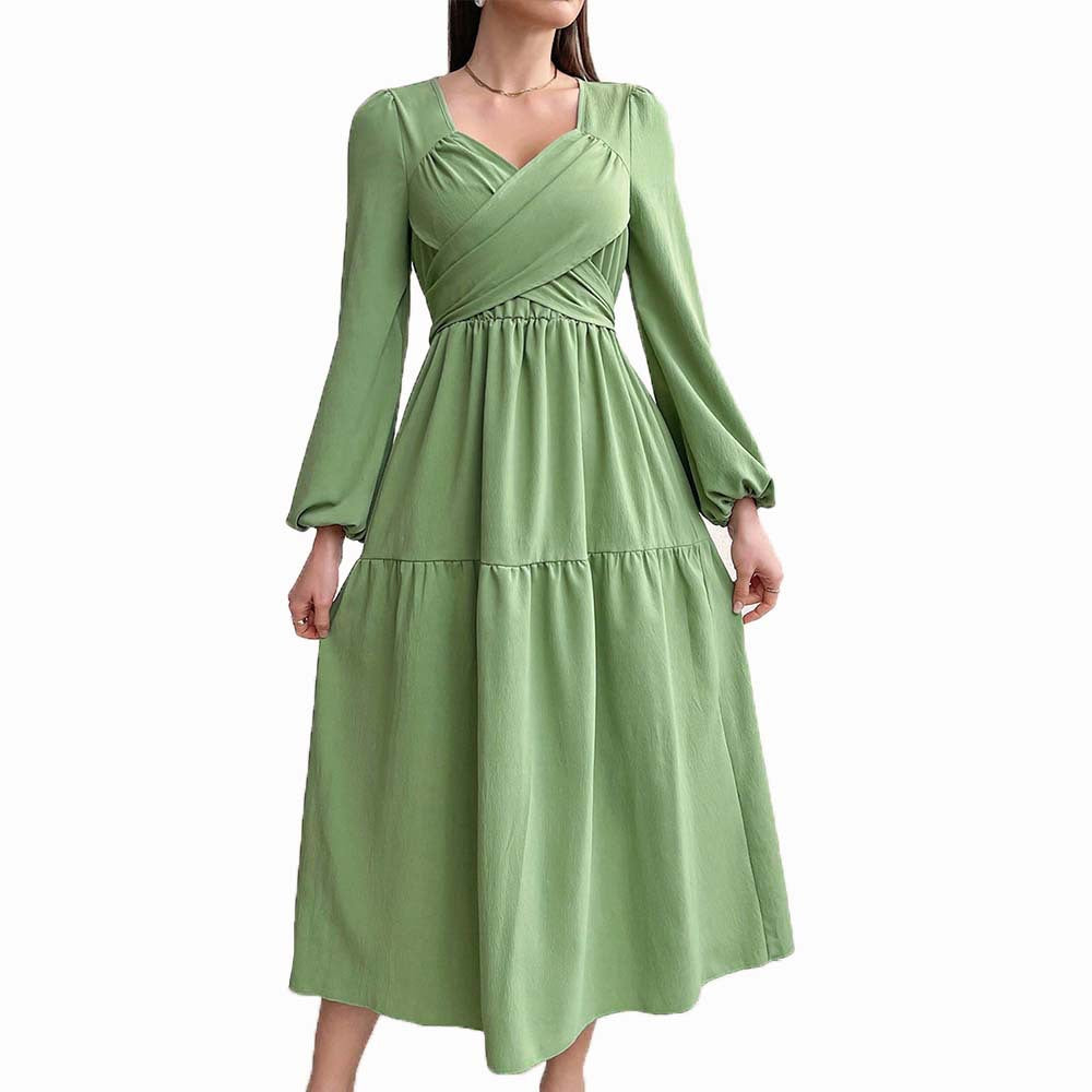 Robe midi pour femmes avec détail enveloppant et manches volumineuses Chic & Stil