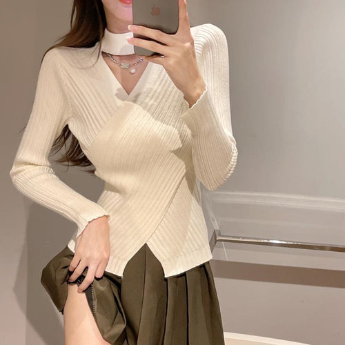 Women's elegant wrap top made of ribbed knit material Amarae